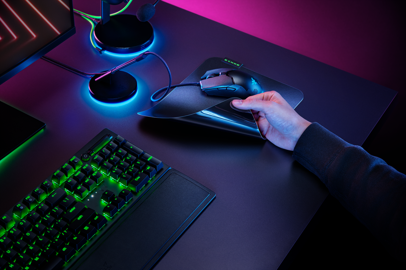 Razer Sphex V3 Ultra-thin Gaming Mouse Mat, small