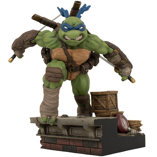 Soška Teenage Mutant Ninja Turtle: Leonardo 23 cm